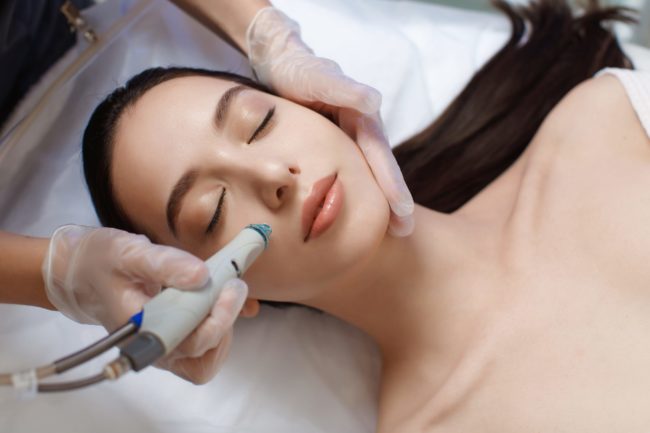 What are the advantages of HydraFacial over other types of facial?